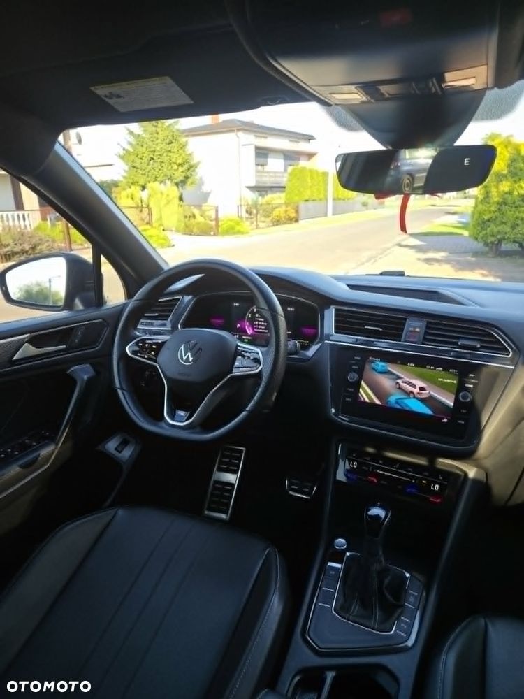 Volkswagen Tiguan - 16