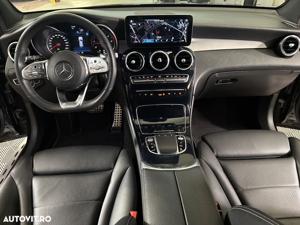 Mercedes-Benz GLC 300 d 4MATIC - 10