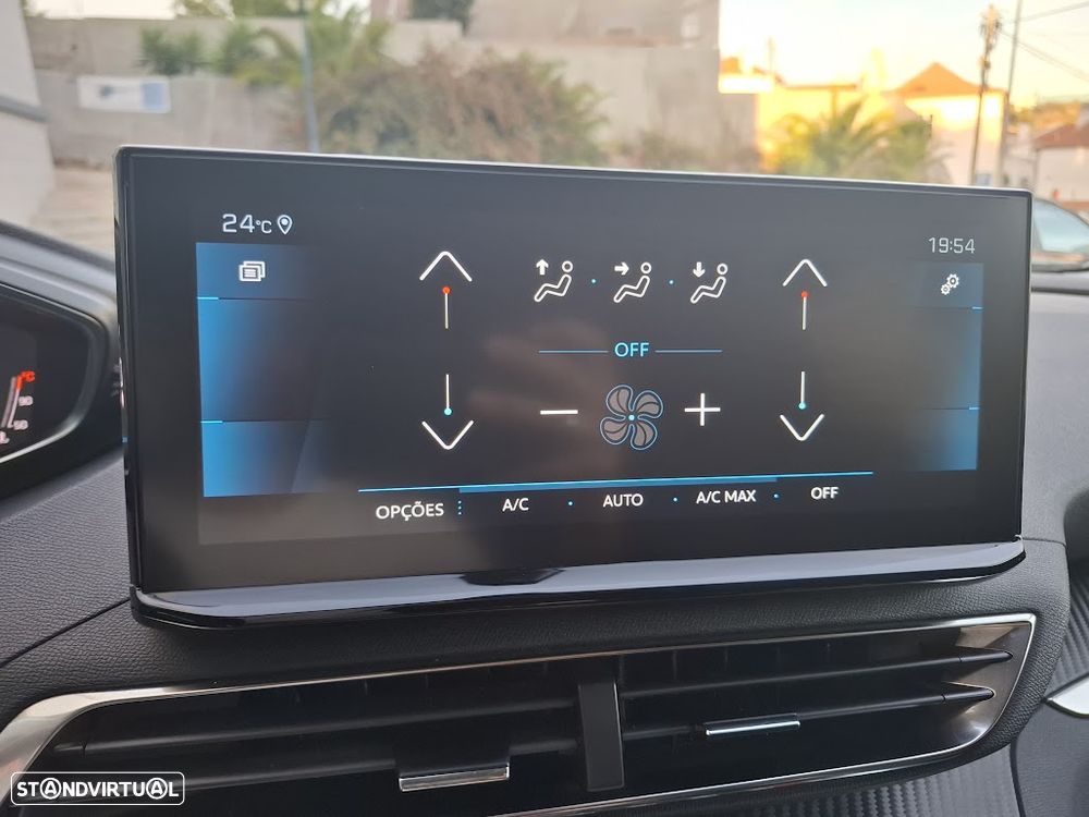 Peugeot 3008 1.2 PureTech Allure EAT8 - 17