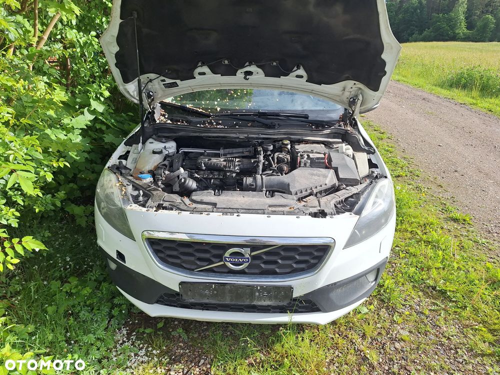 Volvo V40 Cross Country D3 Momentum - 3
