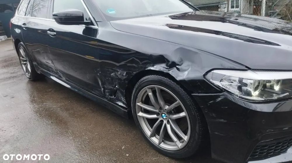 BMW Seria 5 520d M Sport Edition - 11