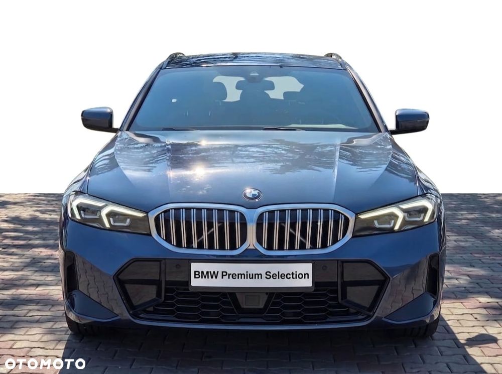 BMW Seria 3 330i xDrive M Sport sport - 4
