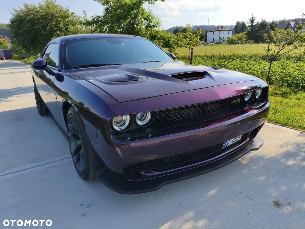 Dodge Challenger 6.4 Scat Pack - 2