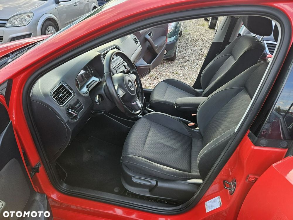 Volkswagen Polo - 7