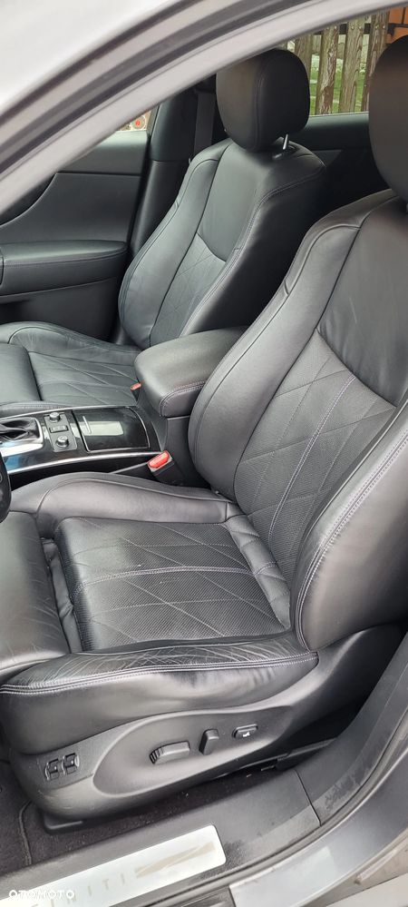Infiniti QX70 3.7 S Premium - 14