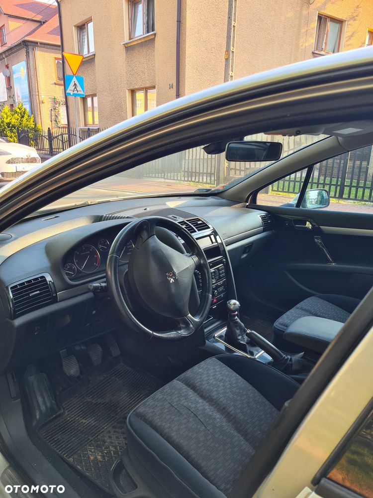 Peugeot 407 - 5
