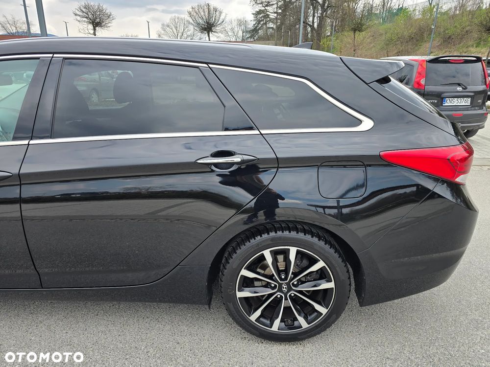 Hyundai i40 Kombi 1.7 CRDi DCT Premium - 34