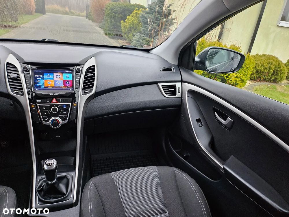 Hyundai i30 i30cw 1.4 Fifa World Cup Edition - 9