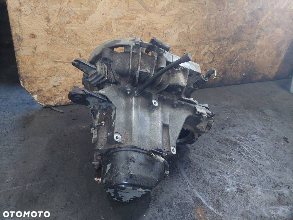 SKRZYNIA BIEGÓW RENAULT THALIA I LIFT 1.4 16V JB3971 - 4