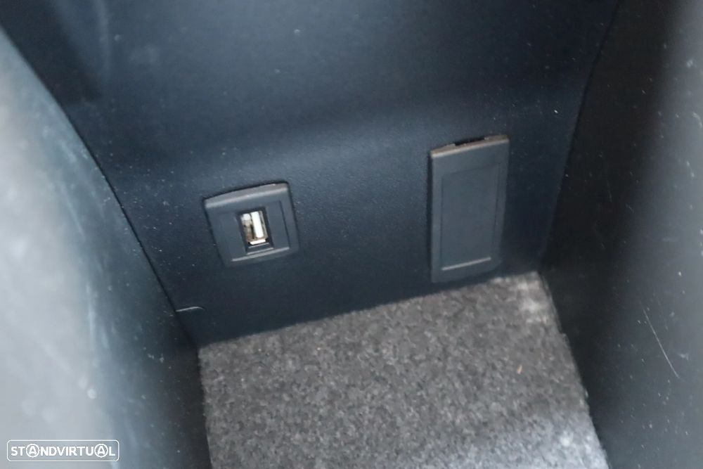 Mercedes-Benz B 180 CDI 7G-DCT - 41