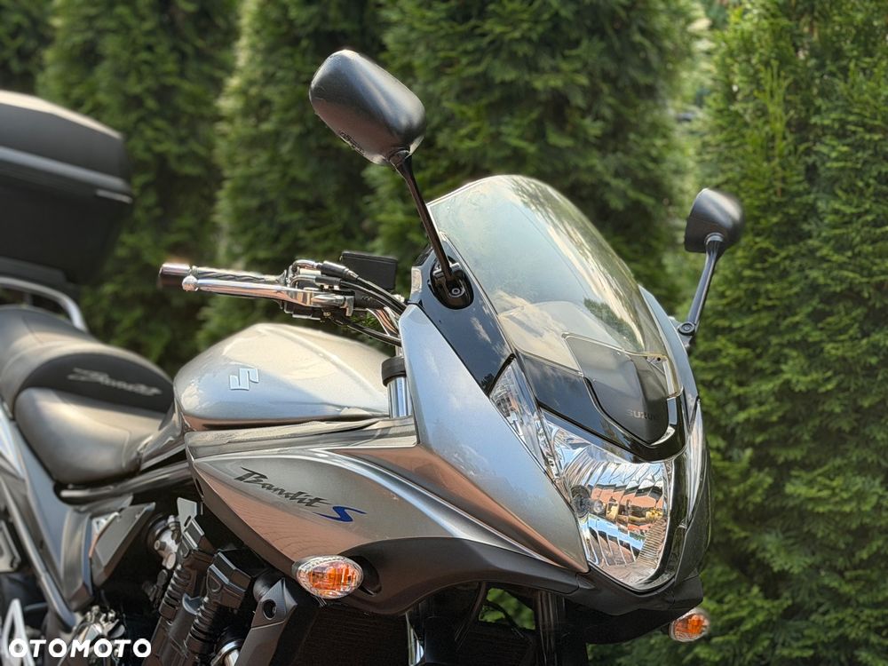 Suzuki Bandit - 11