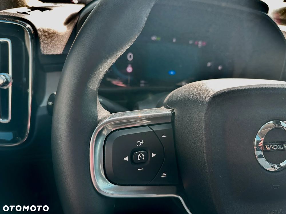 Volvo XC 40 B4 B AWD DKG Inscription - 13