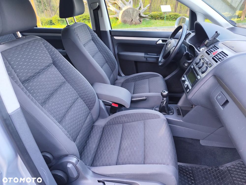 Volkswagen Touran 1.9 TDI DPF Trendline - 22