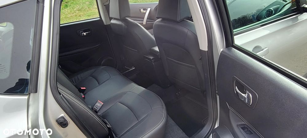 Nissan Qashqai ver-2-0-dci-4x4-tekna - 13