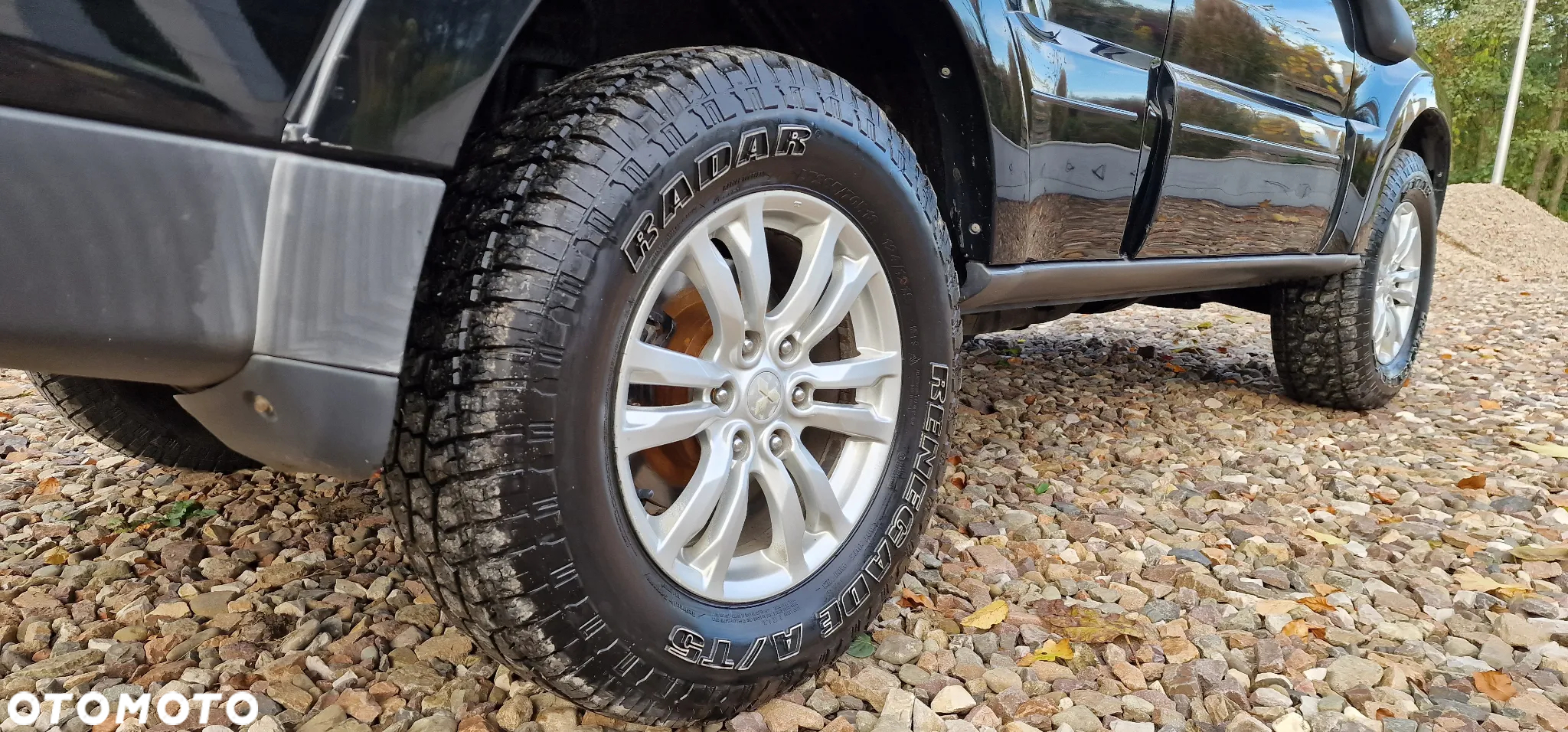 Mitsubishi Pajero 3.2 DID Intense + - 23