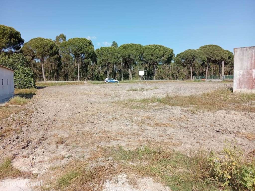 Terreno Urbano localizado em Taipadas - Canha, na Freguesia de Canha - Grande imagem: 3/25