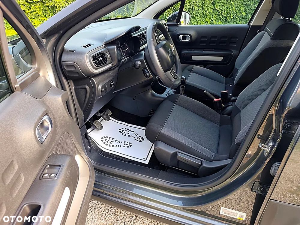 Citroën C3 Pure Tech 82 SHINE - 8