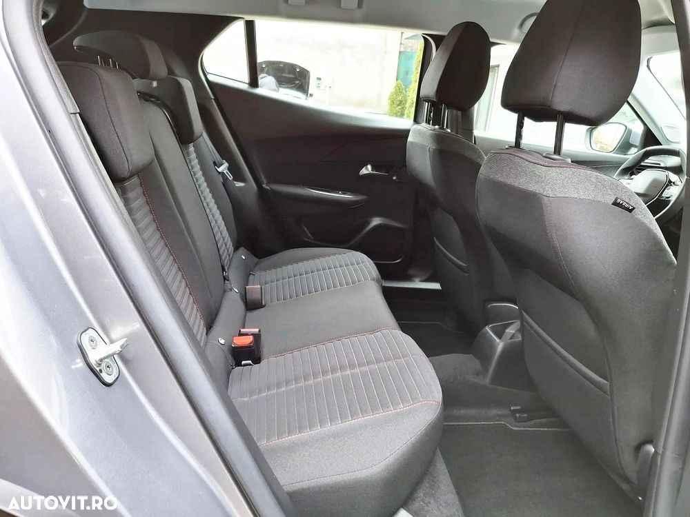 Peugeot 2008 PureTech 130 EAT8 Active Pack - 11