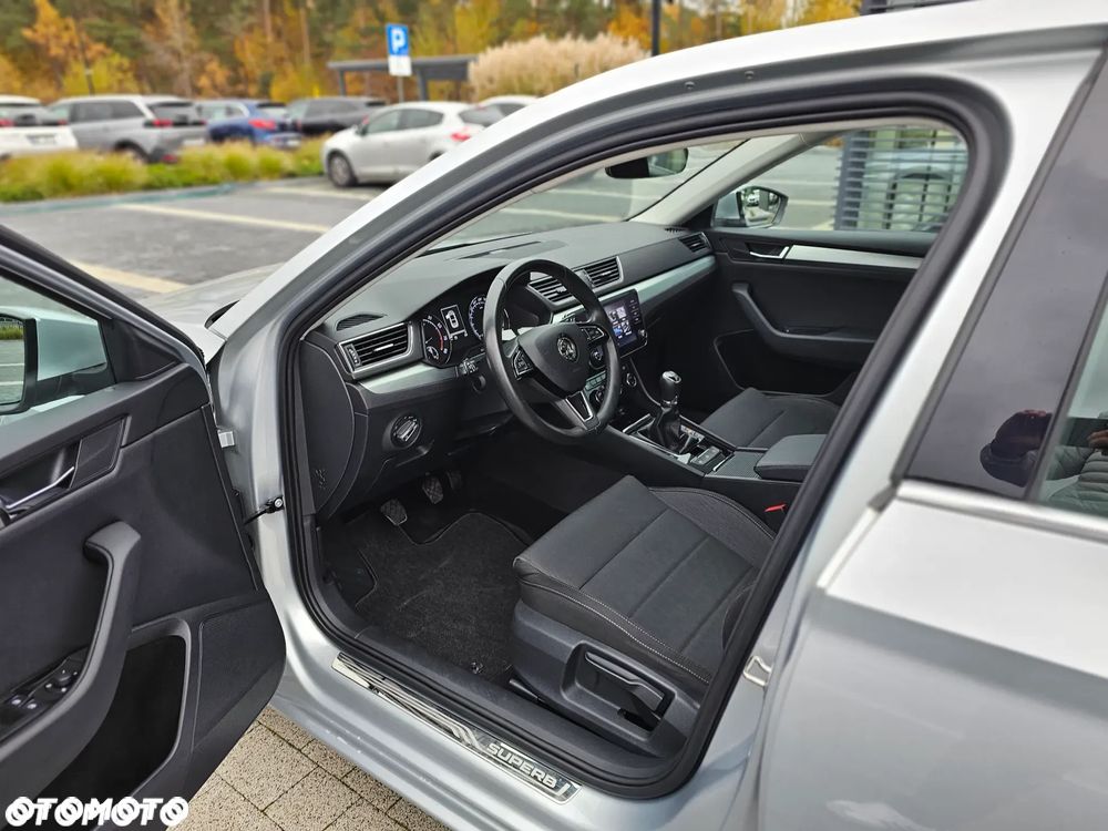 Skoda Superb 1.5 TSI Ambition - 21