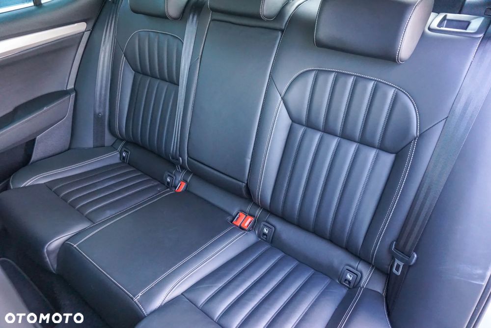 Skoda Superb 2.0 TSI L&K DSG - 31