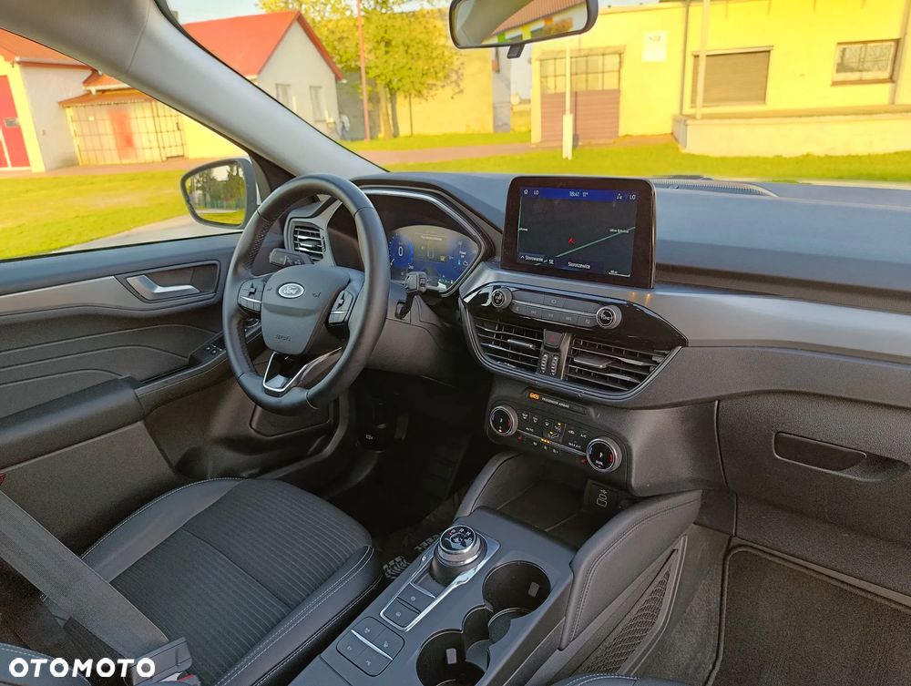 Ford Kuga - 18