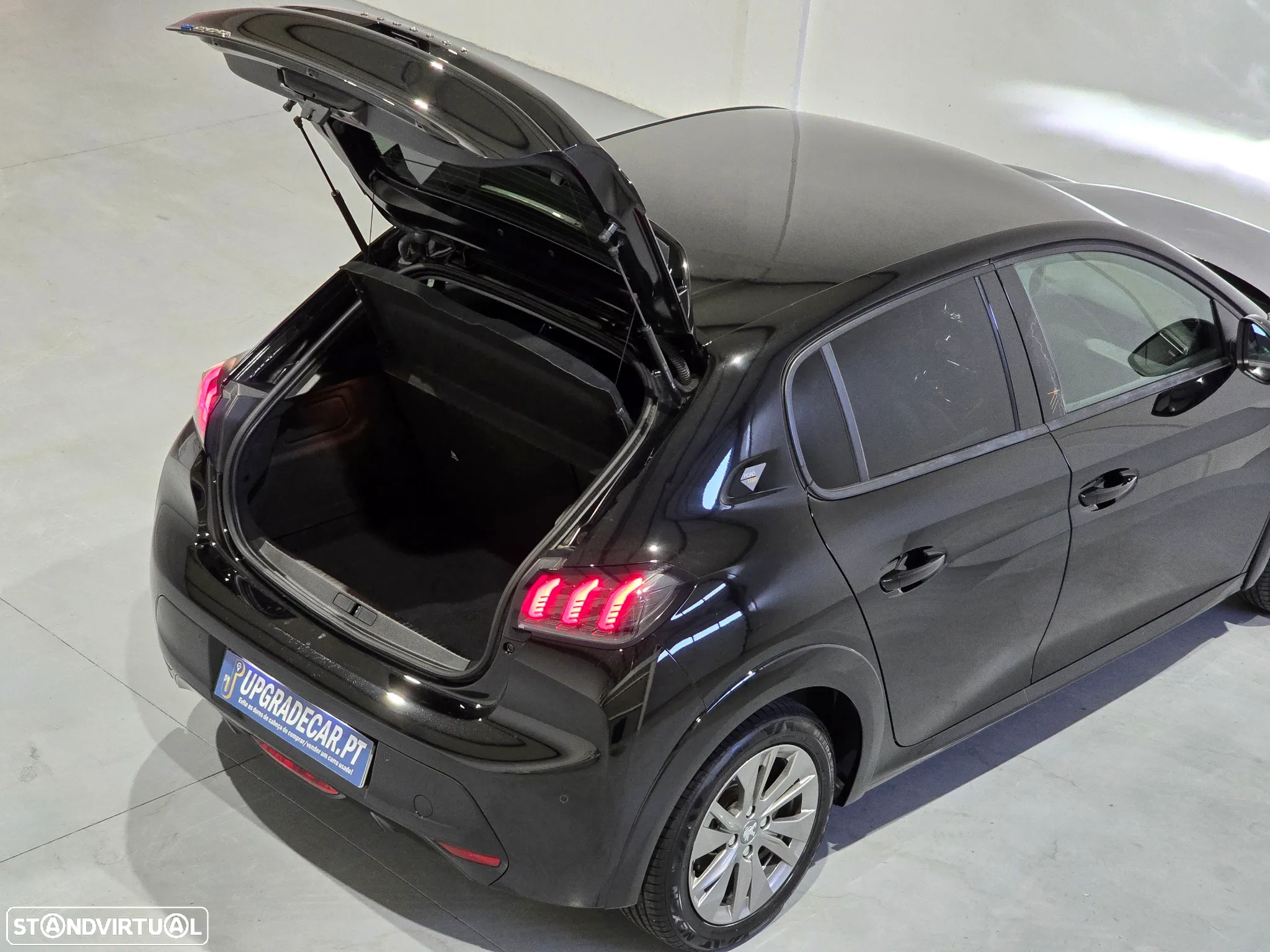 Peugeot e-208 50 kWh Allure - 47