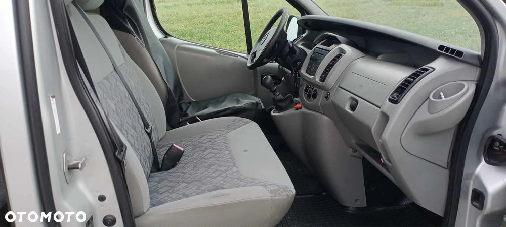 Opel Vivaro - 5