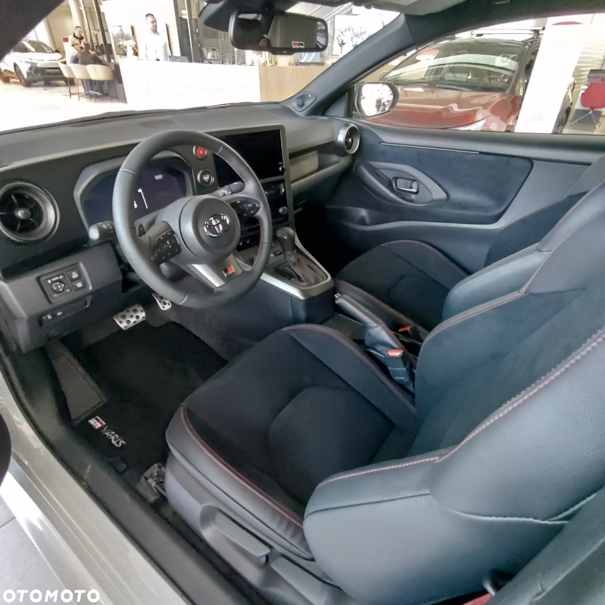 Toyota Yaris GR 1.6 Dynamic - 16