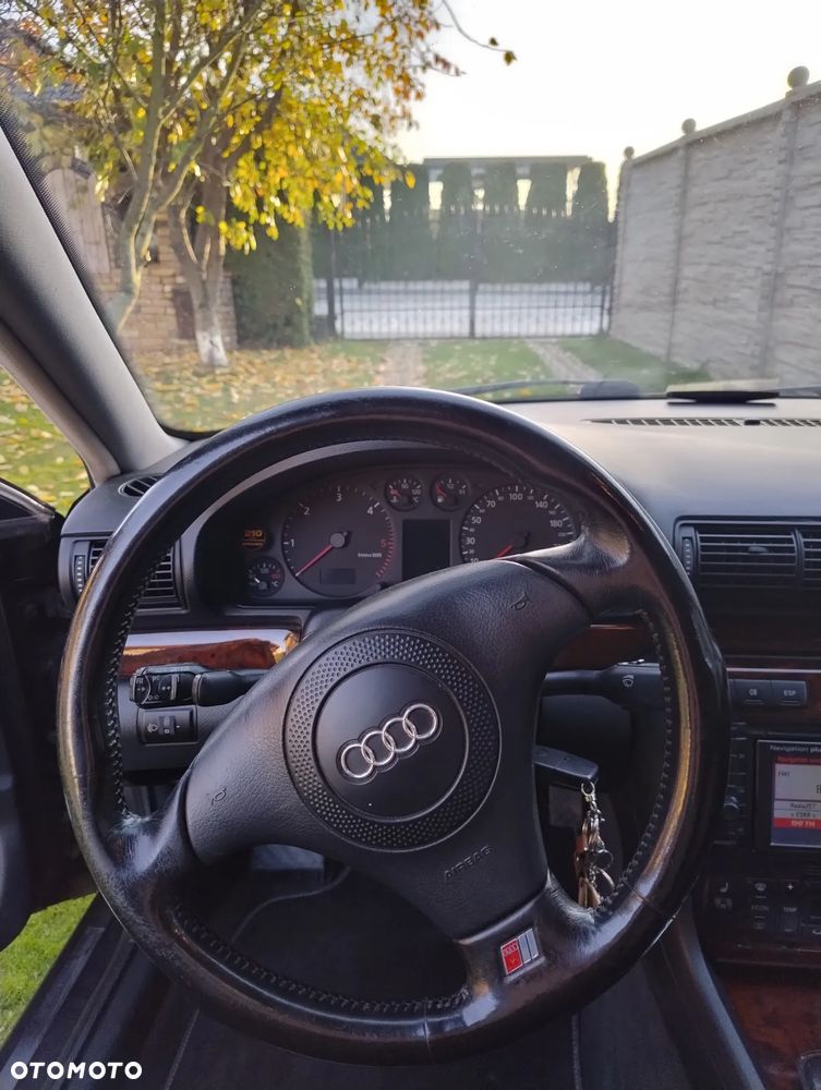 Audi A4 - 8