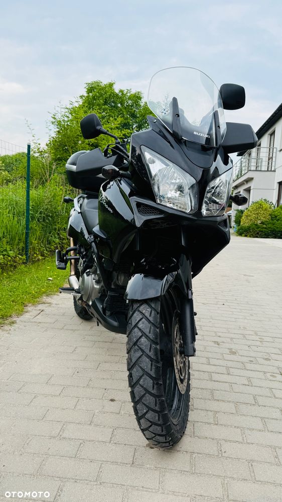 Suzuki V-STROM - 8