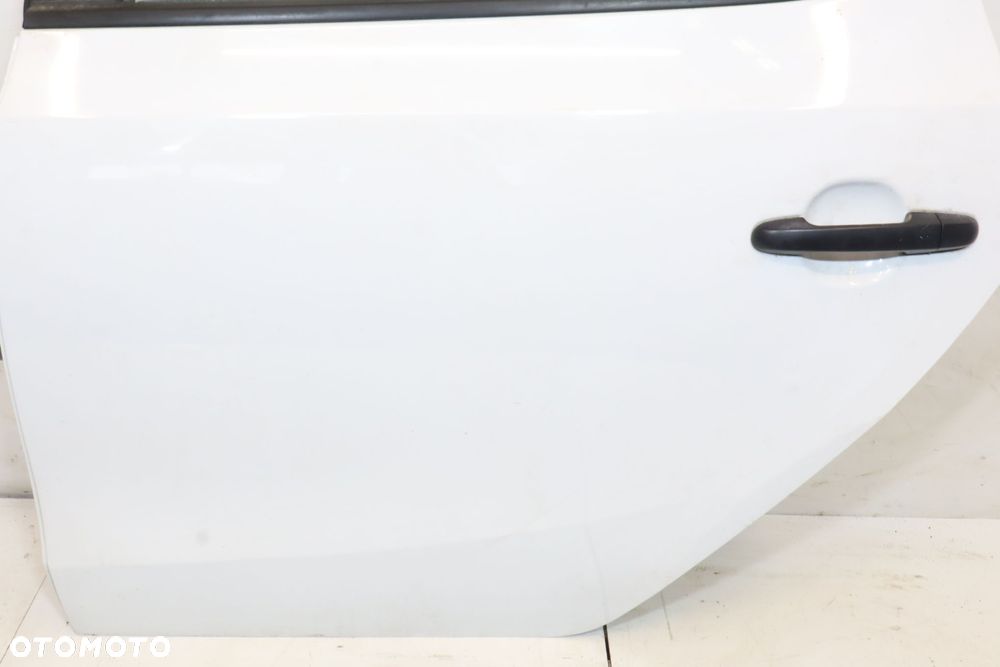 DRZWI LEWY TYŁ HYUNDAI I30 I 7F - 5