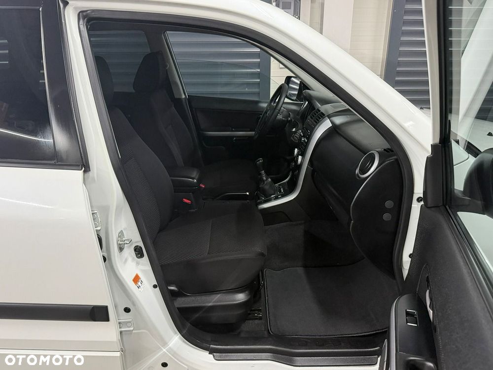 Suzuki Grand Vitara - 18