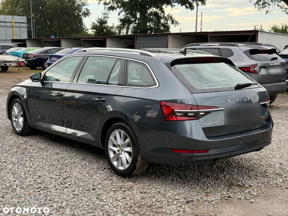 Skoda Superb 2020 photo 2