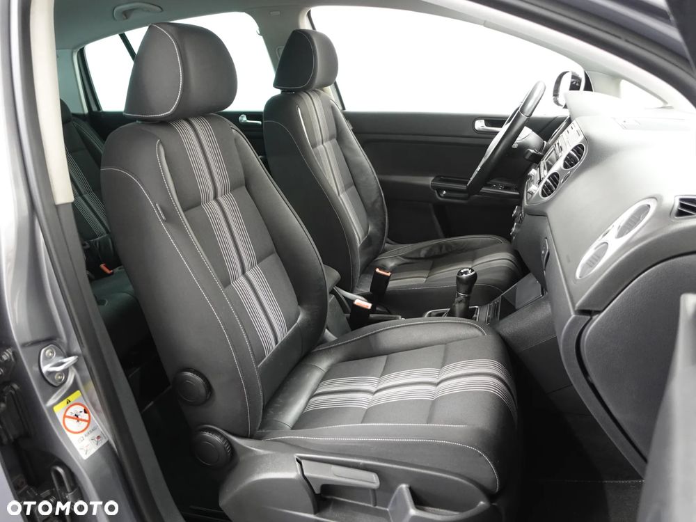 Volkswagen Golf Plus 1.6 TDI DPF MATCH - 27