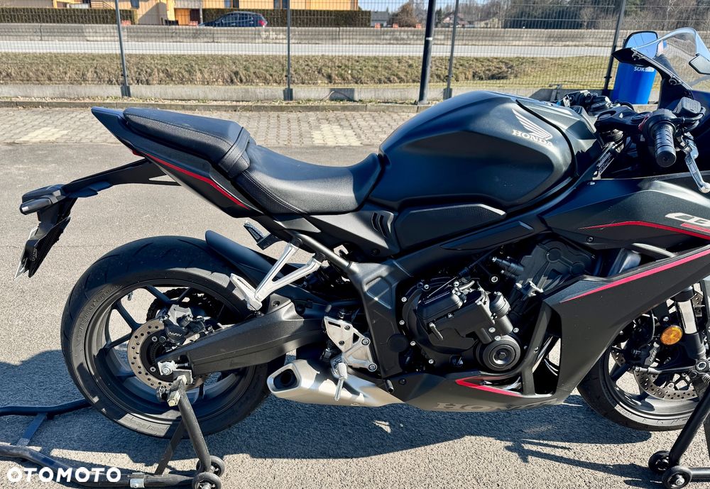 Honda CBR - 13