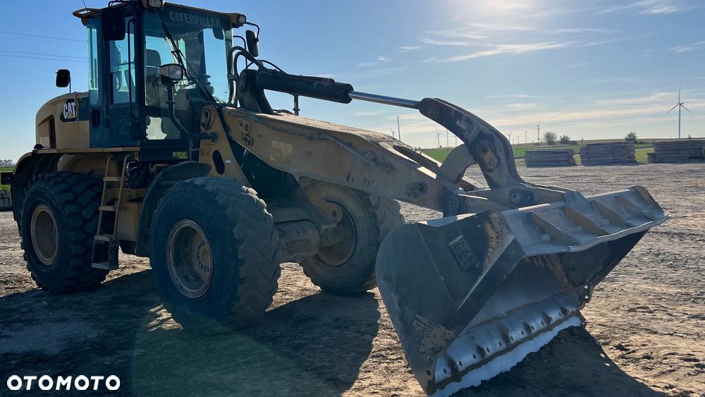 Caterpillar 2011r Ładowarka CAT 930H - 5