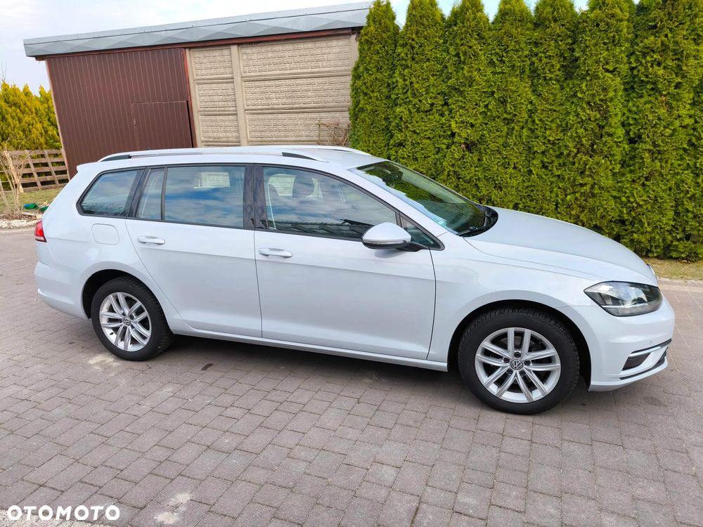 Volkswagen Golf 2.0 TDI (BlueMotion Technology) Comfortline - 5