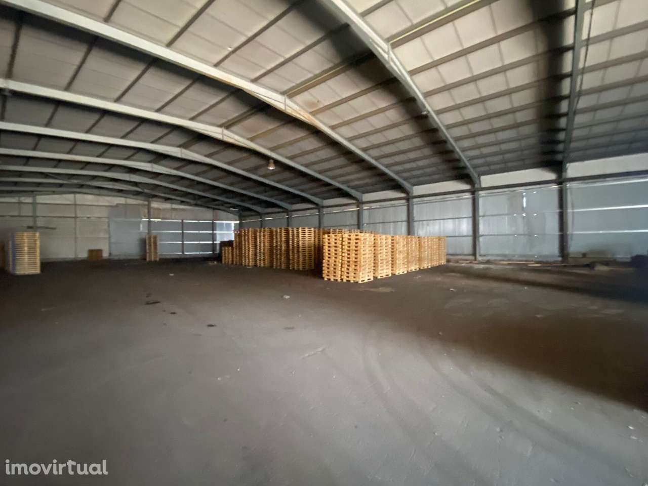 Arrendamento armazém - S. Cláudio de Barco, Guimarães - Grande imagem: 5/10