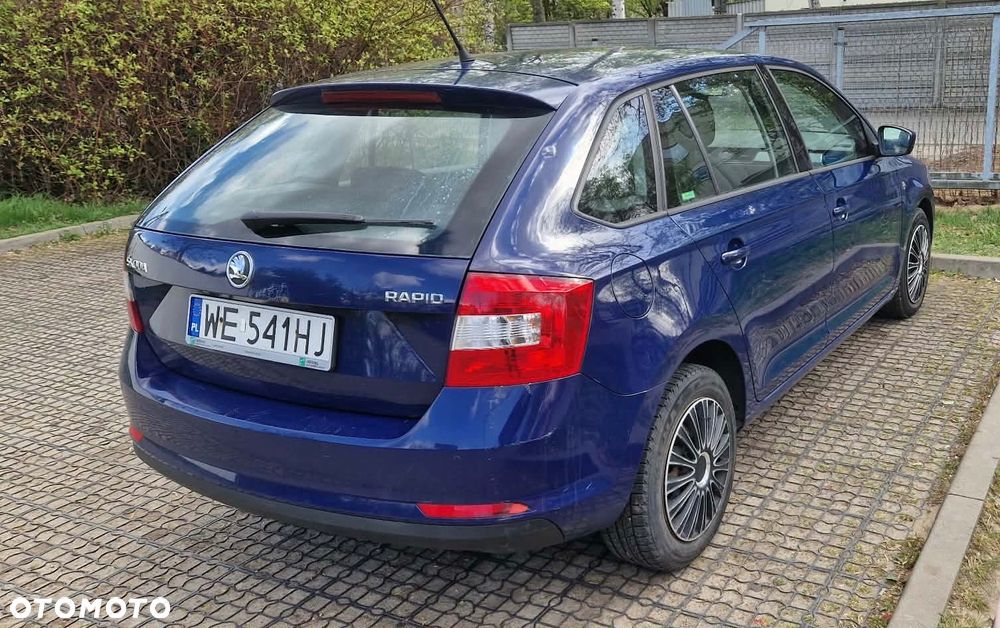 Skoda RAPID 1.6 TDI DPF Ambition Max - 6