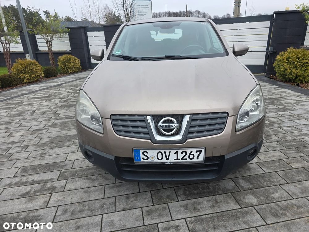 Nissan Qashqai 2.0 4x4 visia - 4