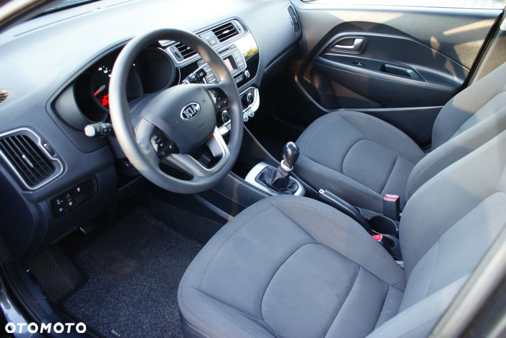 Kia Rio 1.4 Edition 7 - 4