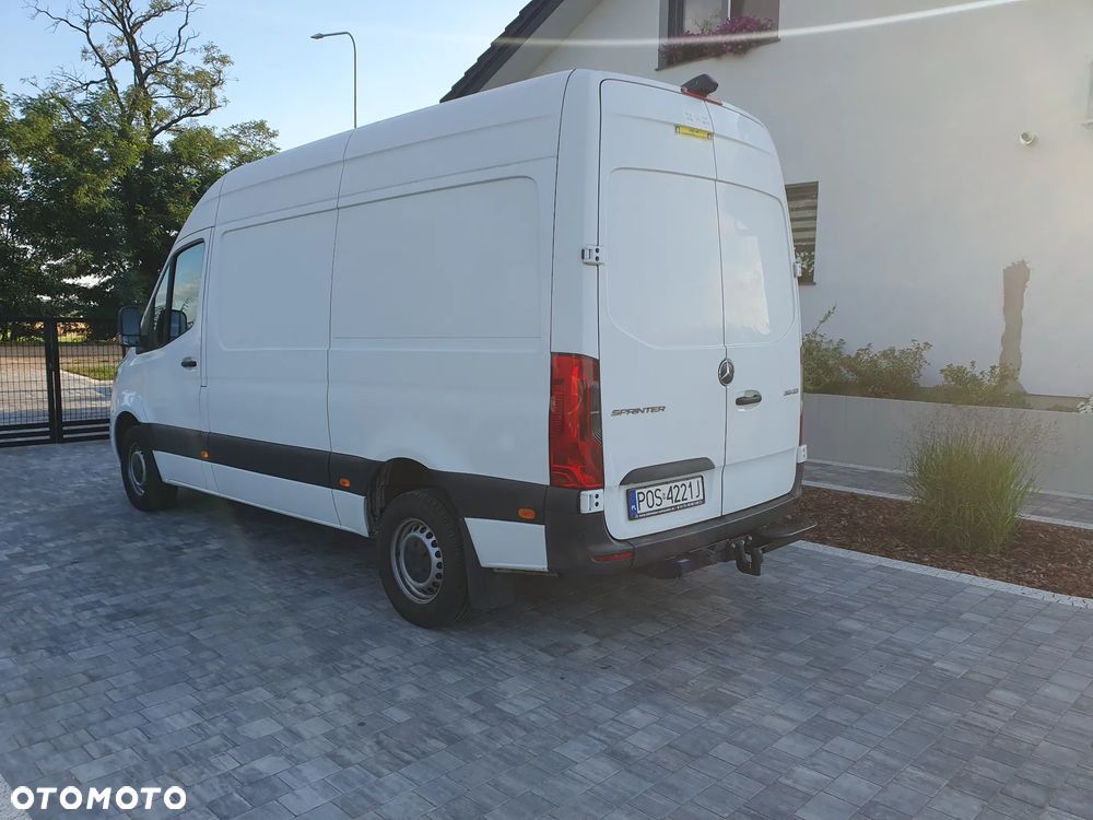 Mercedes-Benz Sprinter 907 316 - 13