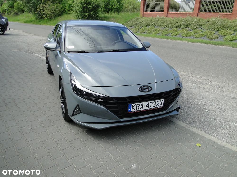 Hyundai Elantra 1.6 Smart CVT - 9