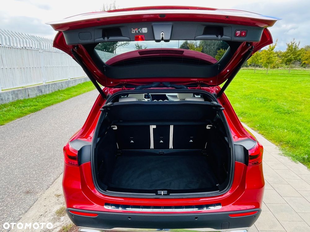 Mercedes-Benz GLA 250 4Matic 8G-DCT Progressive Advanced - 22