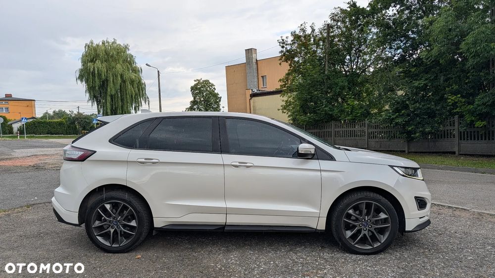 Ford Edge 2.0 TDCi Bi-Turbo 4x4 Titanium - 3