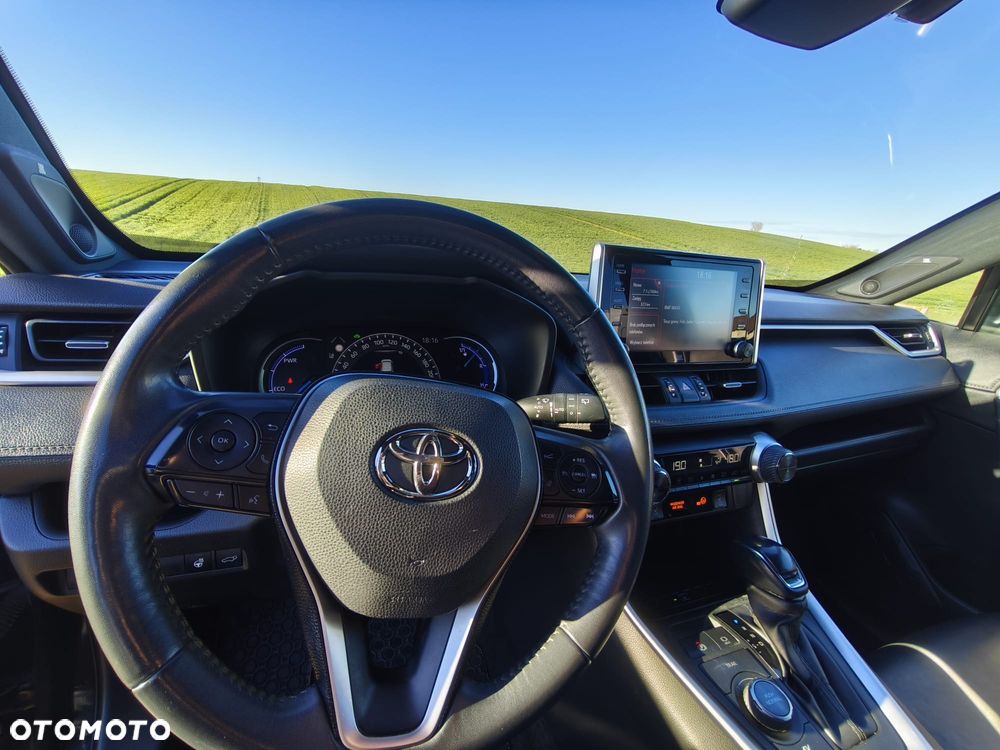 Toyota RAV4 2.5 Hybrid Black Edition by JBL 4x4 - 24