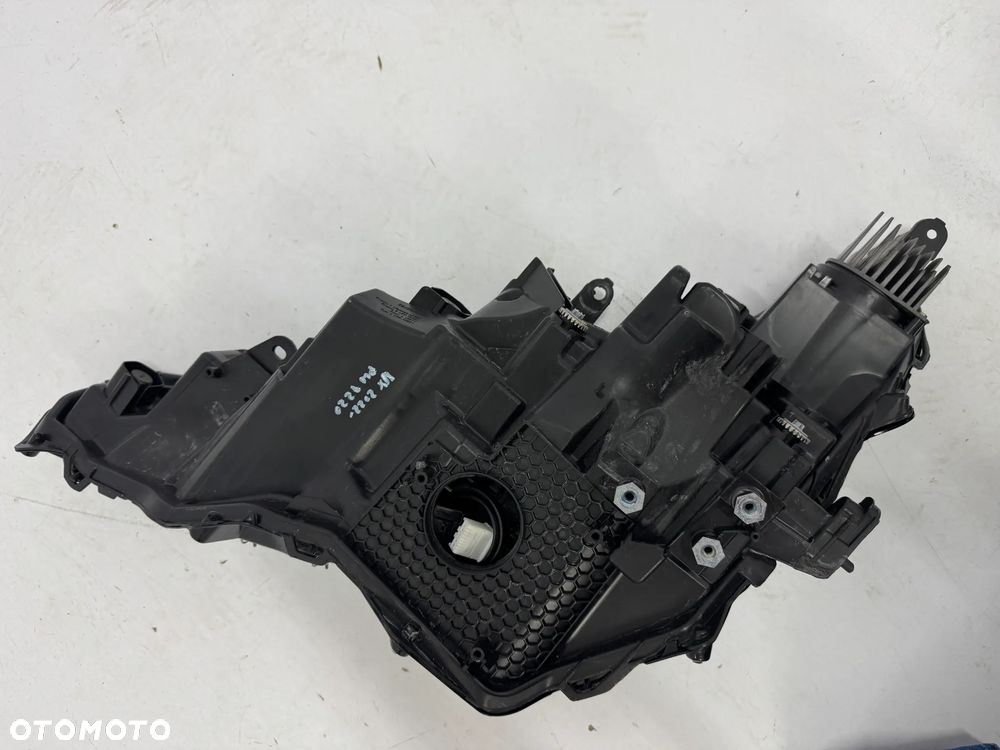 LAMPA PRAWA PRZEDNIA LEXUS NX 2 II 2021- FULL LED - 9