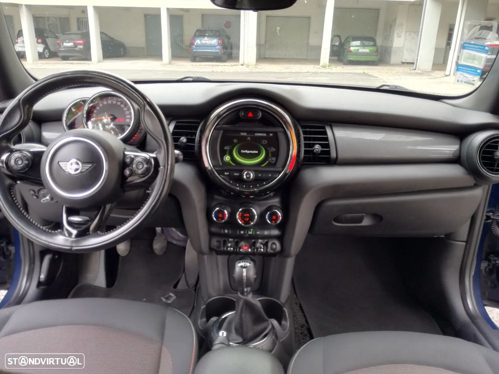 MINI 3 Portas One D - 26
