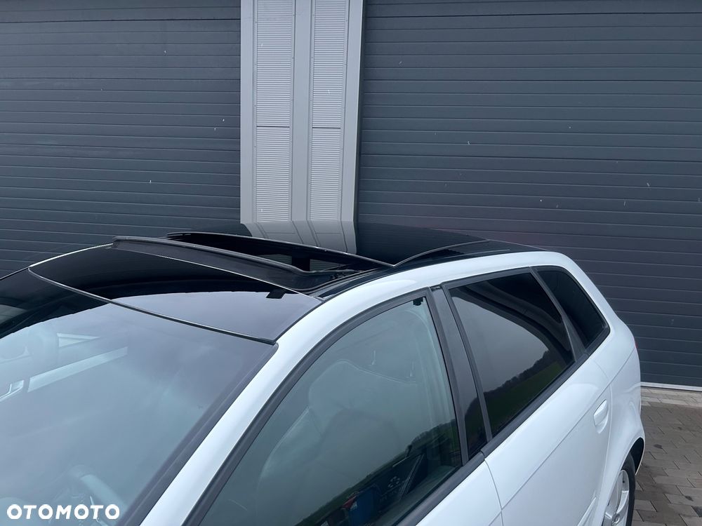 Audi A3 Sportback 1.4 TFSI S line Sportpaket - 19