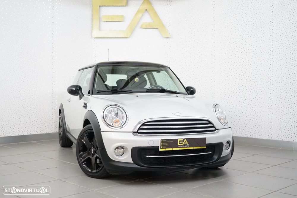 MINI 3 Portas Cooper D - 1